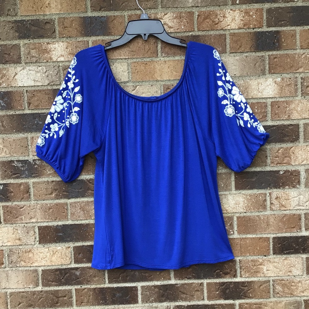 ECLA pull over top with 1/2 Sleeves, Sz. L
